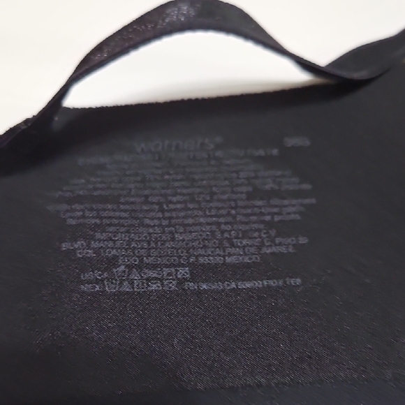 Black Women's Warner's Intimate Wireless Padded Bra Size 36B #1287 - Picture 6 of 9